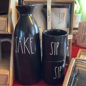 Rae Dunn Black Sake
